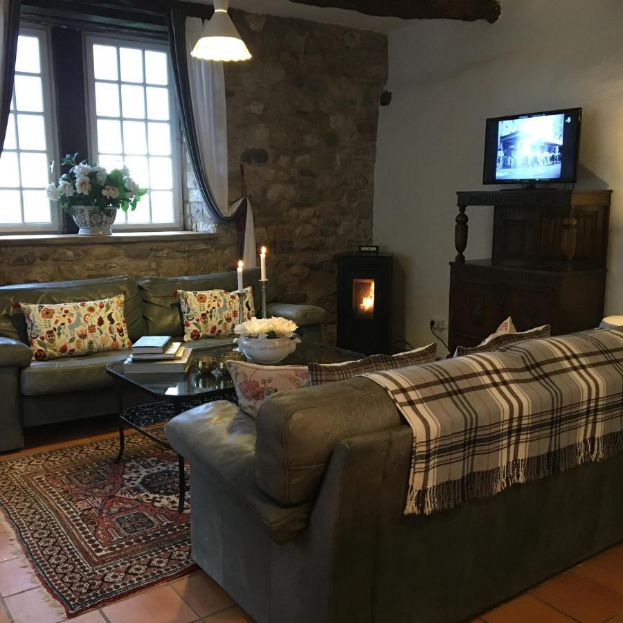 Les Perard Holiday home