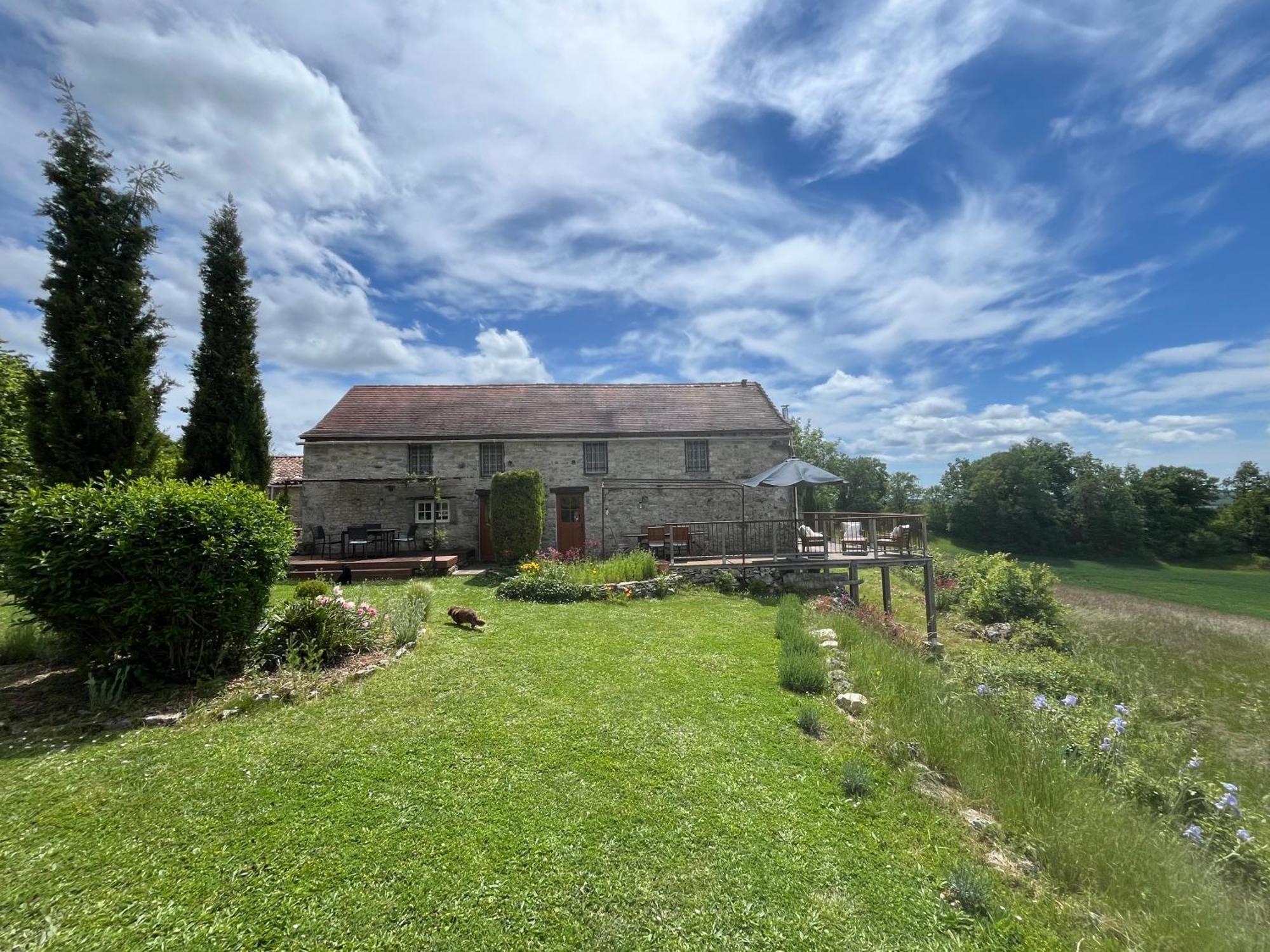 Les Perard Holiday home *